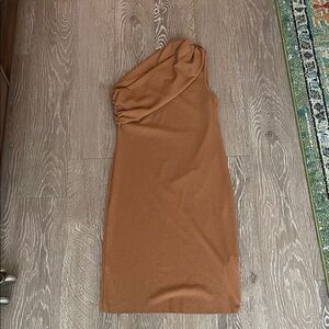 House of Harlow 1960 One-Shoulder Tan/Orange Dress